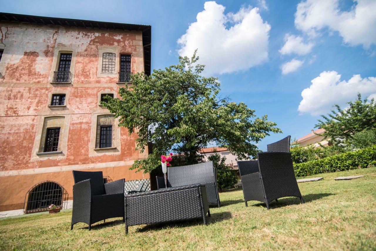 Il Castello Delle Meraviglie Fontaneto d'Agogna Exterior foto